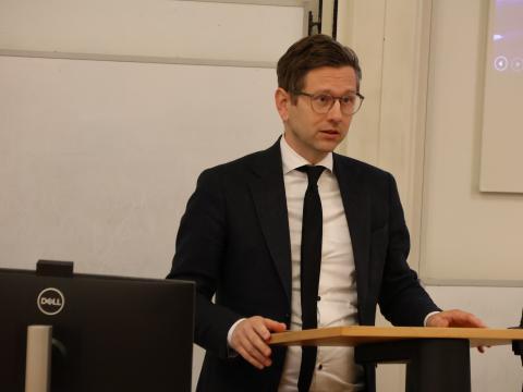 Málstofa um nauðsyn stjórnarskrárbreytinga vegna mögulegrar aðildar að ESB, 27. maí 2026